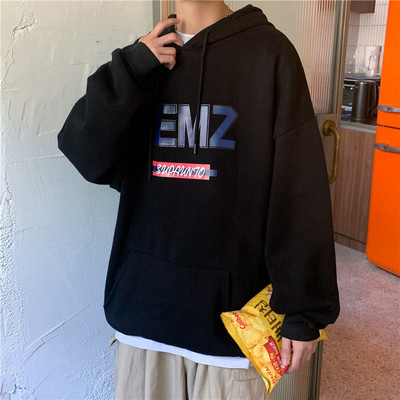 Φθινοπωρινό ανδρικό φούτερ με επιγραφές και εφαρμογή