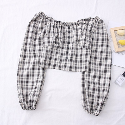 Μοντέρνο γυναικείο καρό πουκάμισο με ντεκολτέ