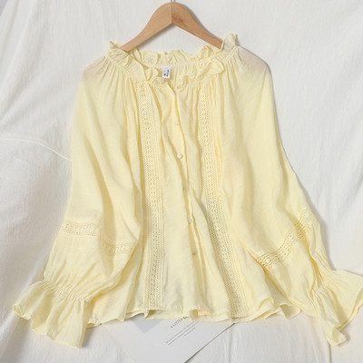 Női ing kerek nyakkivágással és gombokkal