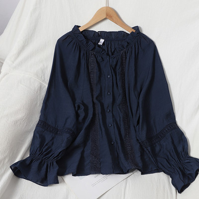 Női ing kerek nyakkivágással és gombokkal