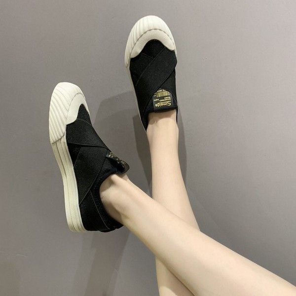 Naiste vabaajajalatsid kummikutega