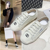 Női alkalmi tornacipő hímzéssel