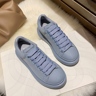 Lameda talla ja paeltega naiste tossud - puhas mudel