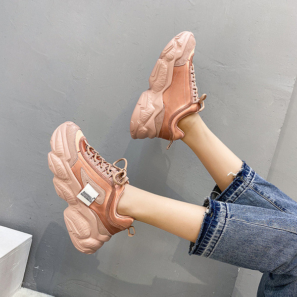 Γυναικεία πάνινα παπούτσια με κορδόνια, επιγραφή και ψηλή σόλα