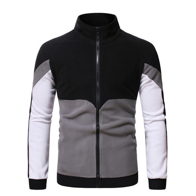 Ανδρικό σπορ ούτερ και γιακά και φερμουάρ