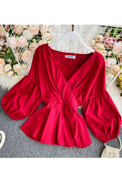 Stiilne naiste särk V-kaelusega ja laiade varrukatega