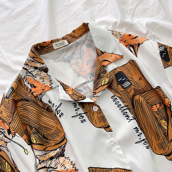 Naiste vabaaja särgi lai lühikeste varrukatega mudel