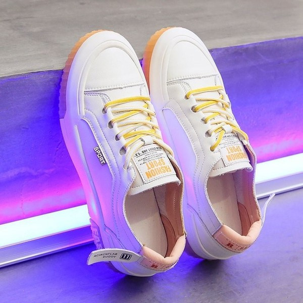 Casual γυναικεία αθλητικά παπούτσια με επίπεδη σόλα