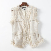 Új modell mellény rojtokkal és V-nyakkal