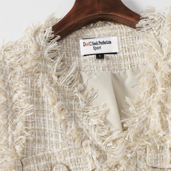 Új modell mellény rojtokkal és V-nyakkal