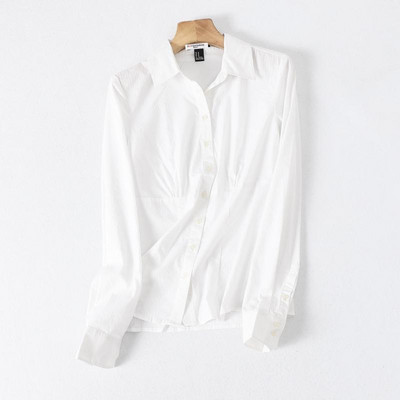 Klassikaline pikkade varrukatega särk