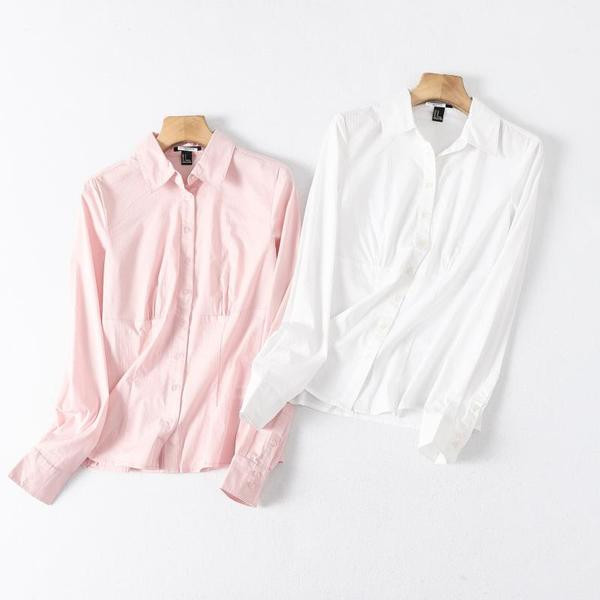 Klassikaline pikkade varrukatega särk