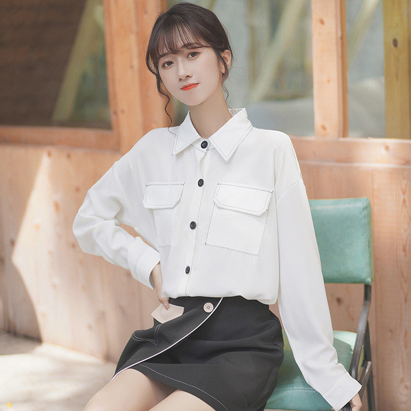 Modern női ing fehér színben, klasszikus gallérral