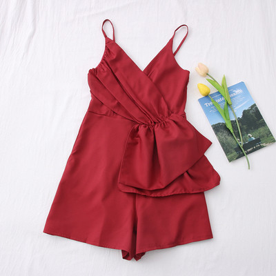 Μοντέρνα γυναικεία ολόσωμη φόρμα με λεπτά τιραντάκια