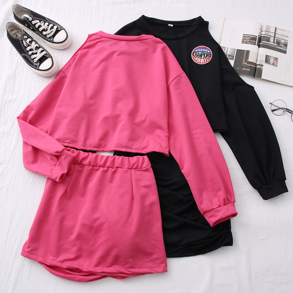 Καθημερινό γυναικείο σετ από δύο μέρη - φούστα και μπλούζα