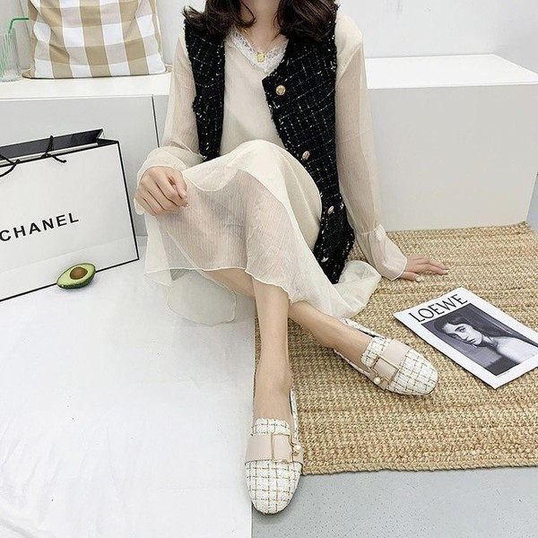 Γυναικεία παπούτσια καρό με επίπεδη σόλα