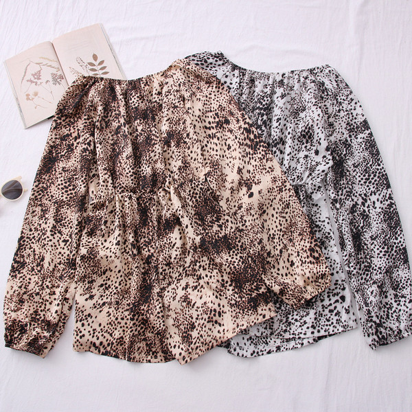 Μοντέρνες γυναικείες ολόσωμες  φόρμες με μακριά μανίκια