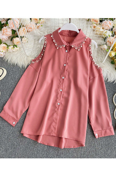 Modern női ing gyöngyökkel és csupasz vállakkal