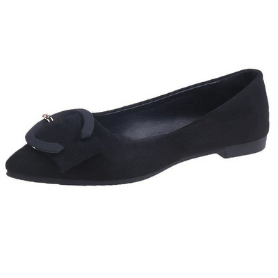 Model ženskih cipela od brušene kože na špic