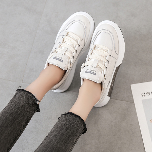 Αθλητικά και καθημερινά γυναικεία πάνινα παπούτσια με παχιά σόλα