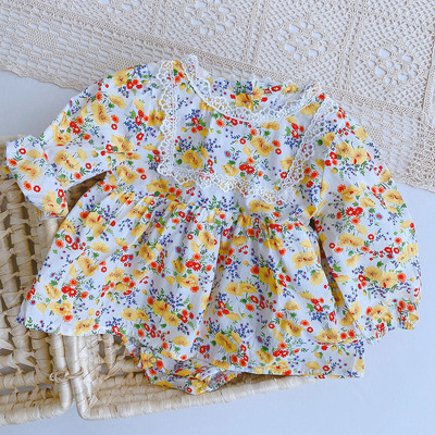 Stiilne pitsi ja lillemustriga beebibody tüdrukutele