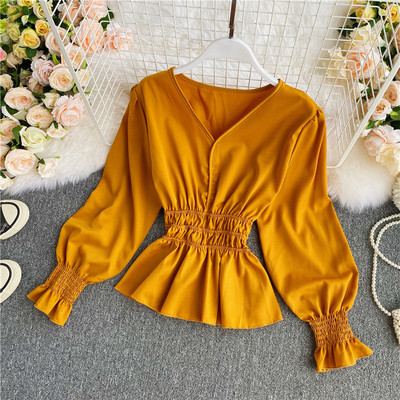 Moodne naiste särk elastse ja spitsikaelusega