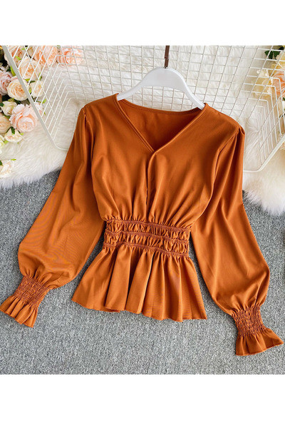 Moodne naiste särk elastse ja spitsikaelusega