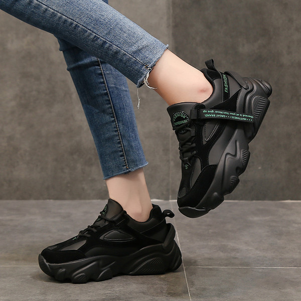 Kareda tallaga ökonahast naiste tossud