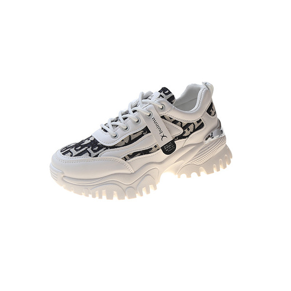 Női hétköznapi tornacipő vastag talppal