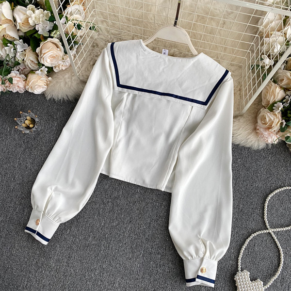 Naiste paela ja nööpidega särk