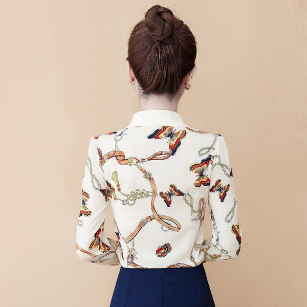 Novi model ženske košulje - sa klasičnom kragnom i dugim rukavima