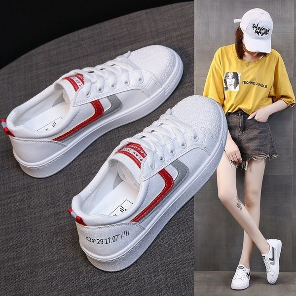 Έκο δερμάτινα αθλητικά παπούτσια με επίπεδη σόλα