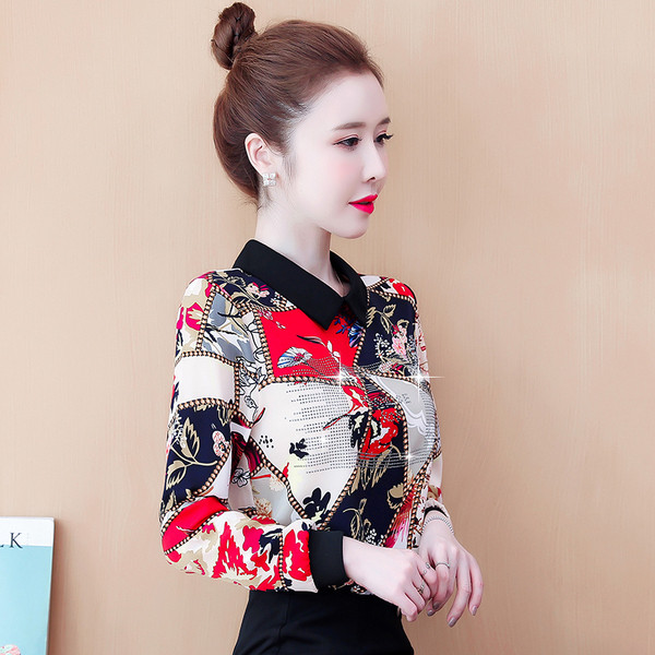 Ümara kaelusega ja pikkade varrukatega vabaaja naiste särk