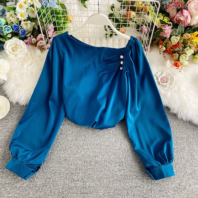 Elegáns női ing gyöngy díszítéssel