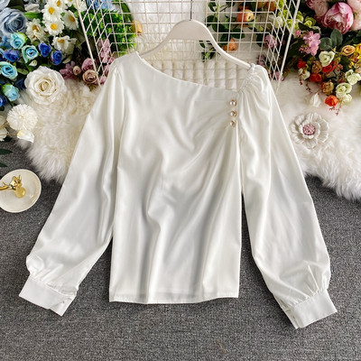 Elegáns női ing gyöngy díszítéssel