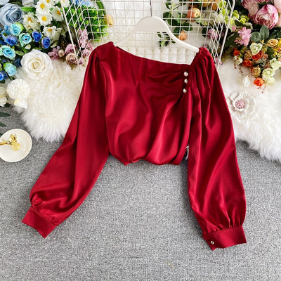 Elegáns női ing gyöngy díszítéssel