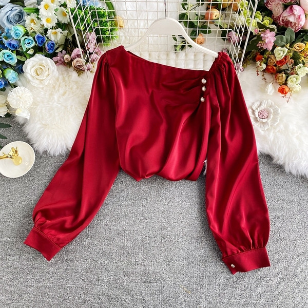 Elegáns női ing gyöngy díszítéssel