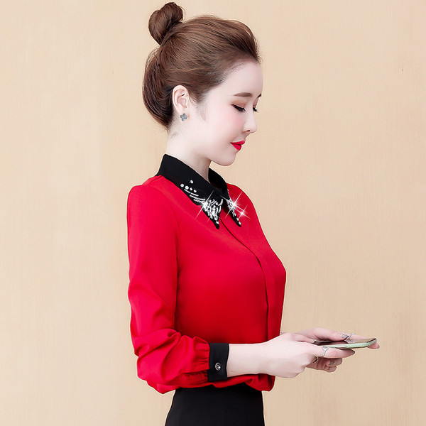 Moodne naiste särk krae ja kivikestega