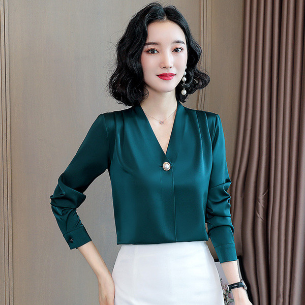 Elegantne pikkade varrukate ja V-kaelusega naiste särk