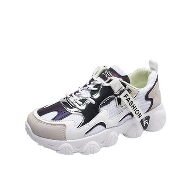 Modern női tornacipő színes talppal