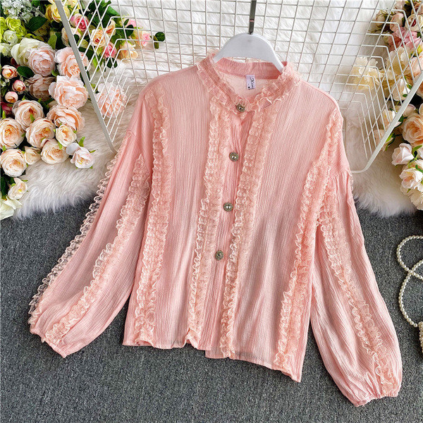 Ženska košulja od šifona s čipkom i gumbima s kamenčićima
