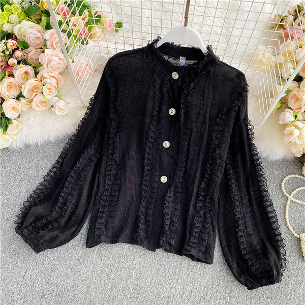 Ženska košulja od šifona s čipkom i gumbima s kamenčićima