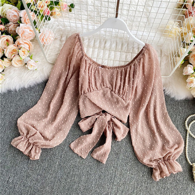 Modern női ing ovális nyakkivágással és szalaggal a hátán