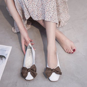 Női alkalmi cipő szalaggal