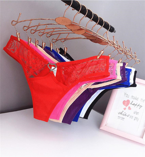 Sieviešu bikini ar mežģīnēm un metāla apdari