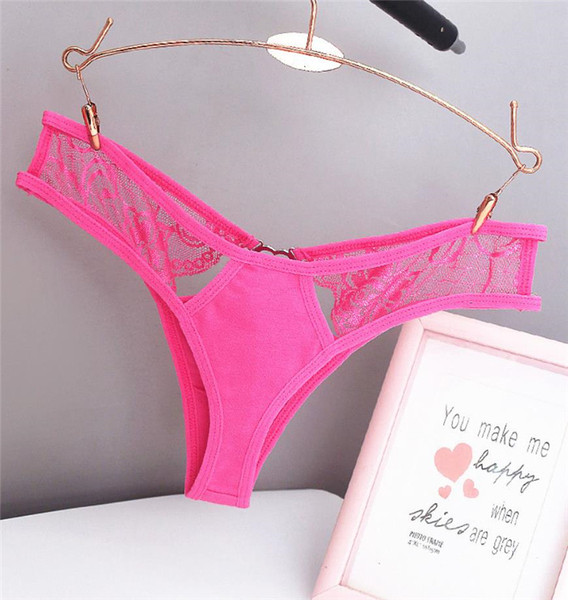 Sieviešu bikini ar mežģīnēm un metāla apdari