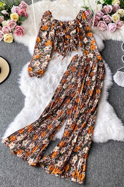 Virágmintás női szett magas derekú hosszú nadrággal és blúzzal