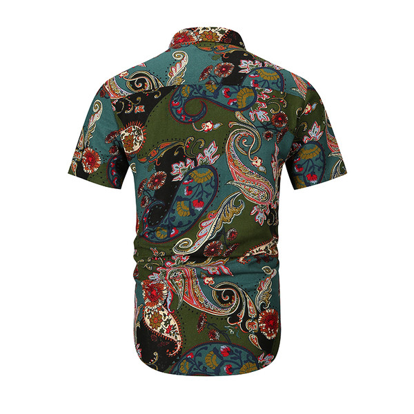 Modern férfi ing mintával és klasszikus gallérral