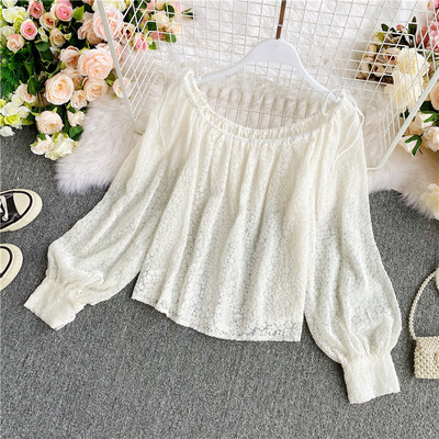 Női csipke ing ovális nyakkivágással és hosszú ujjal