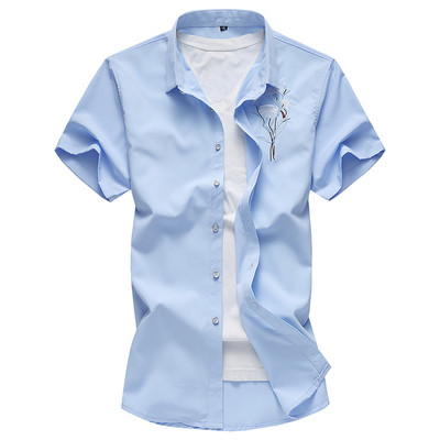 Kaasaegne meeste särgi mudel tikanditega